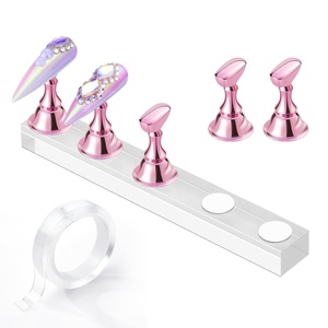 Makartt Press on Nail Stand for Nail Art Practice and Display | 10PCS Strong Magnetic Tip Holders with 2 Clear Bar Bases, 1 Cloud Nail Holder & 200 Adhesive Tabs for Beginners, Nail Tech(Pink-5pcs)